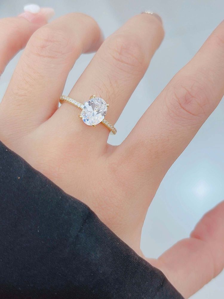 Salty Women Oval-Cut Diamond Ring-picture-19