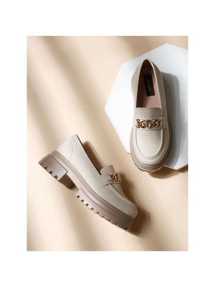 VALIOSAA Cream Casual Loafers-picture-15