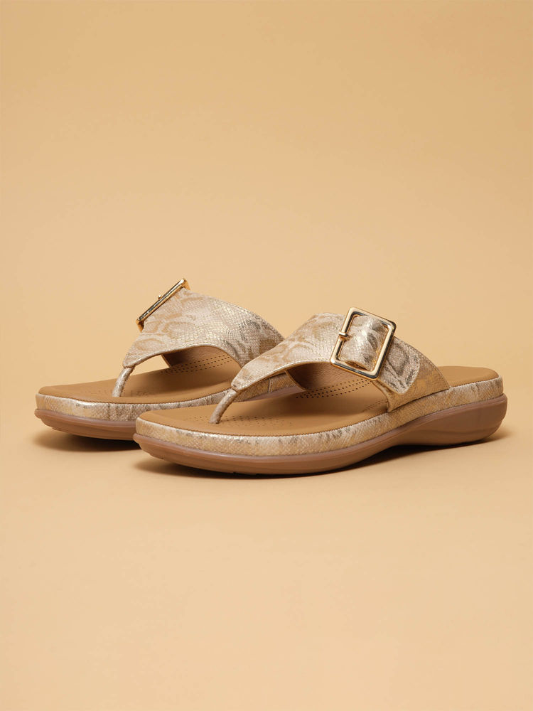 Eridani Daniel Beige Thong Platform Sandals-image-27