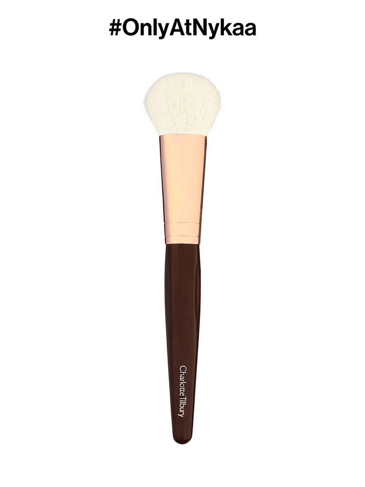 Charlotte Tilbury Magic Complexion Brush V2-picture-11