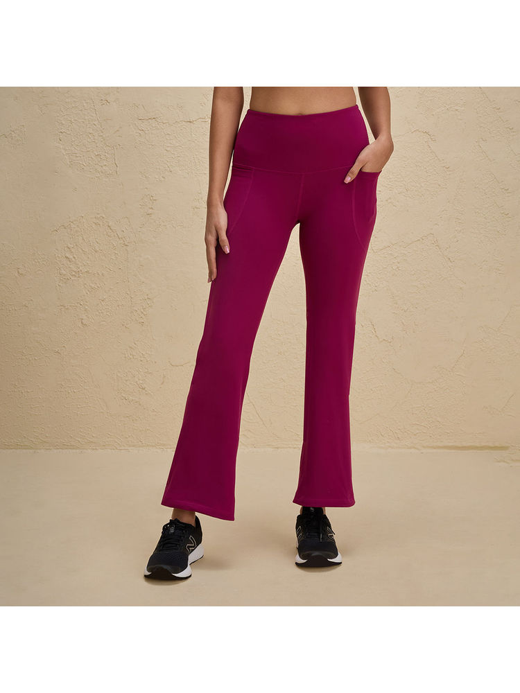 nykd by nykaa Luxe Flare Leggings in Cloud Soft & Squat Proof Fabric with Anti Slip Waist & Booty Sculpting NYK252 Wine-picture-28