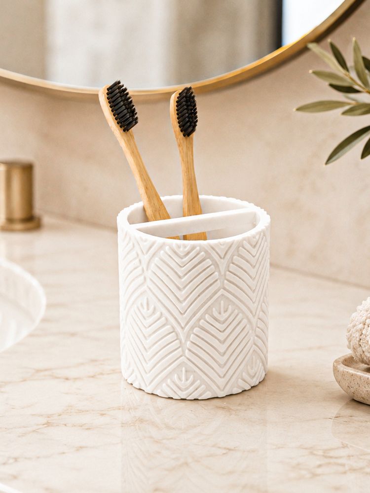 Voncasa White Polyresin Toothbrush Holder-picture-22