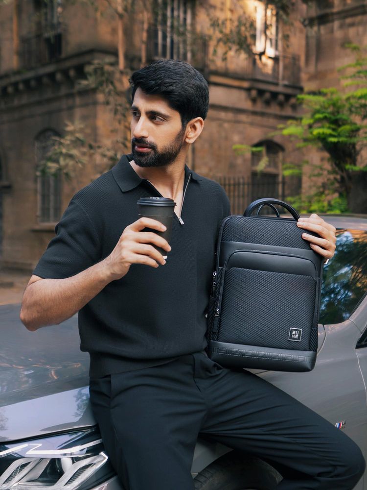 EUME Unisex Carbonis 20L Nylon Up To 15 Inch Laptop Backpack -Black-image-45