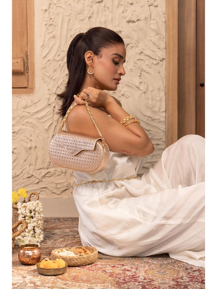THE GUSTO Blaze Textured Clutch Bag - Rose Gold (S)-picture-13