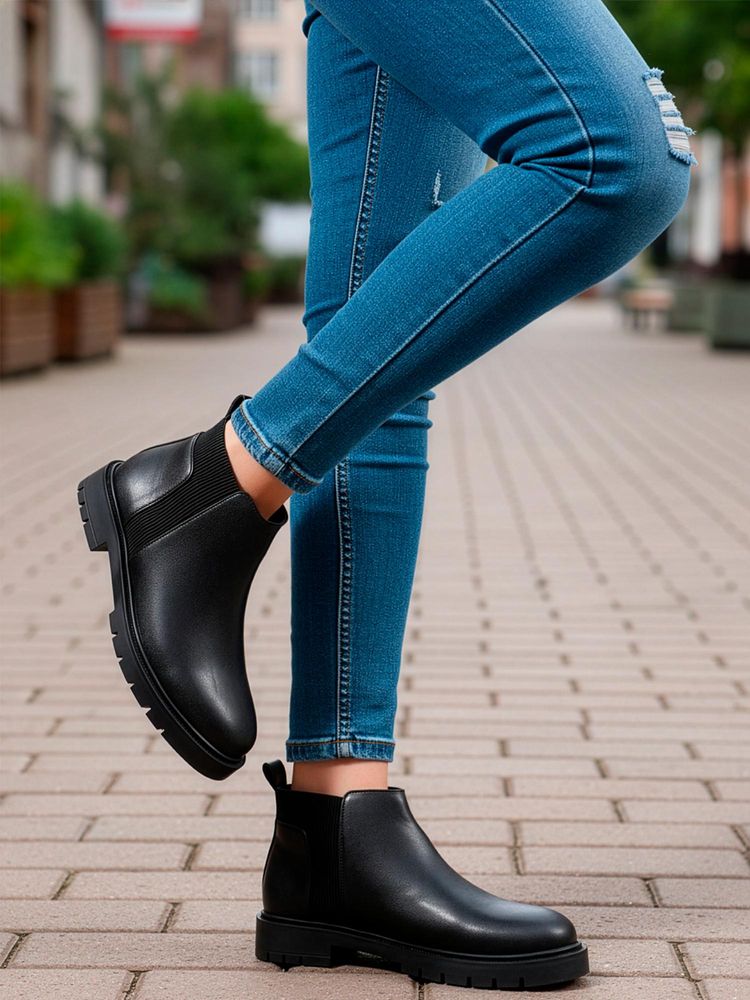 Carlton London Women Black Chelsea Ankle Boots-picture-10