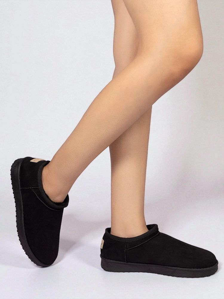 Truffle Collection Women Black Solid Boots-picture-43
