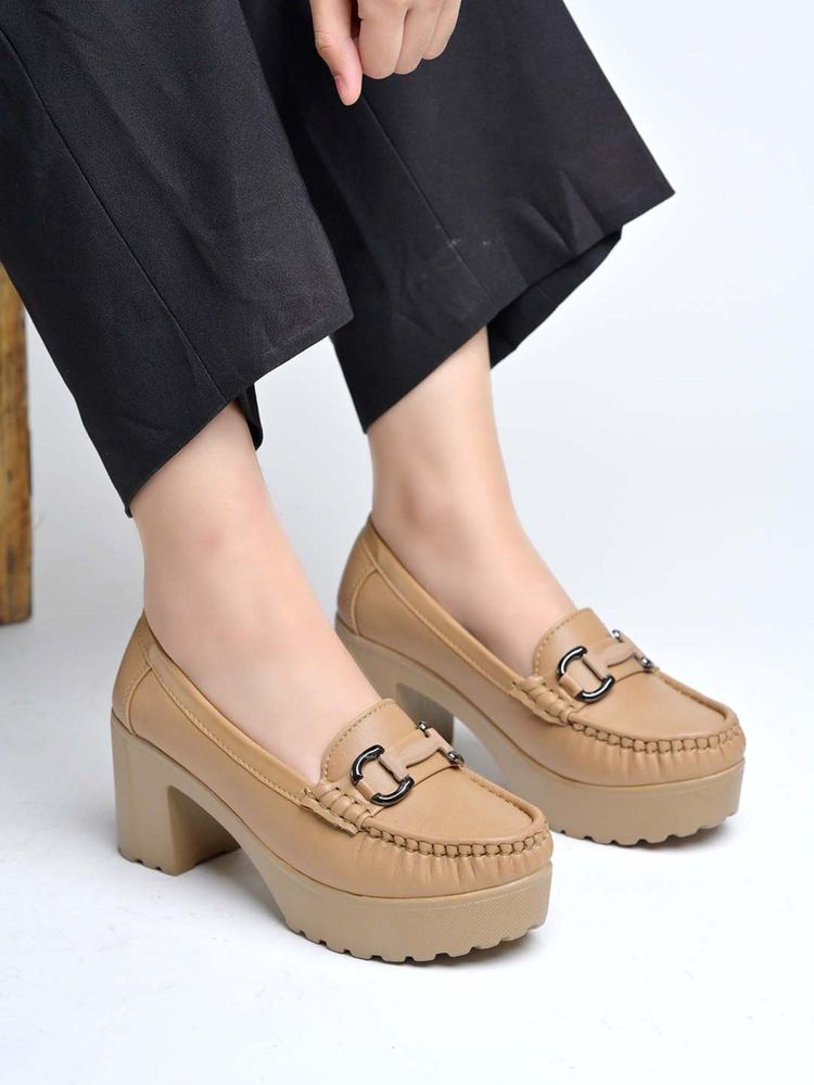 Shoetopia Women Beige Chunky Loafers