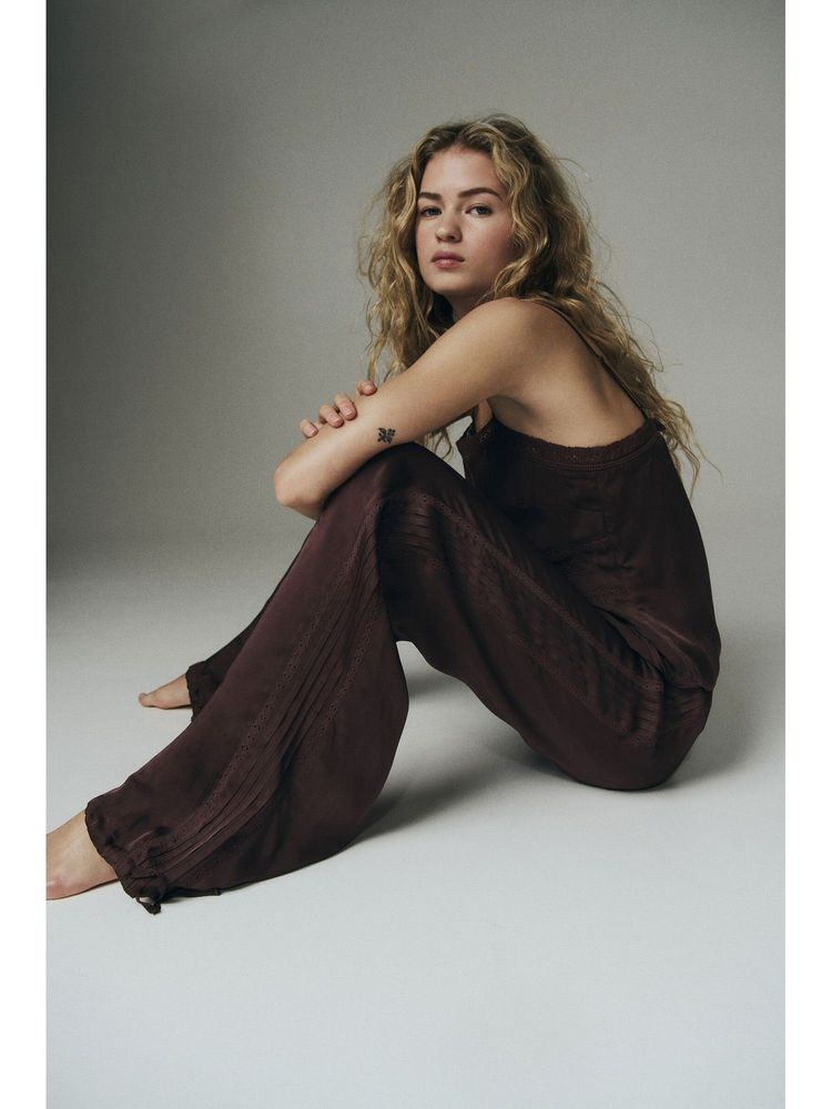 H&M Women Brown Viscose satin trousers-picture-22