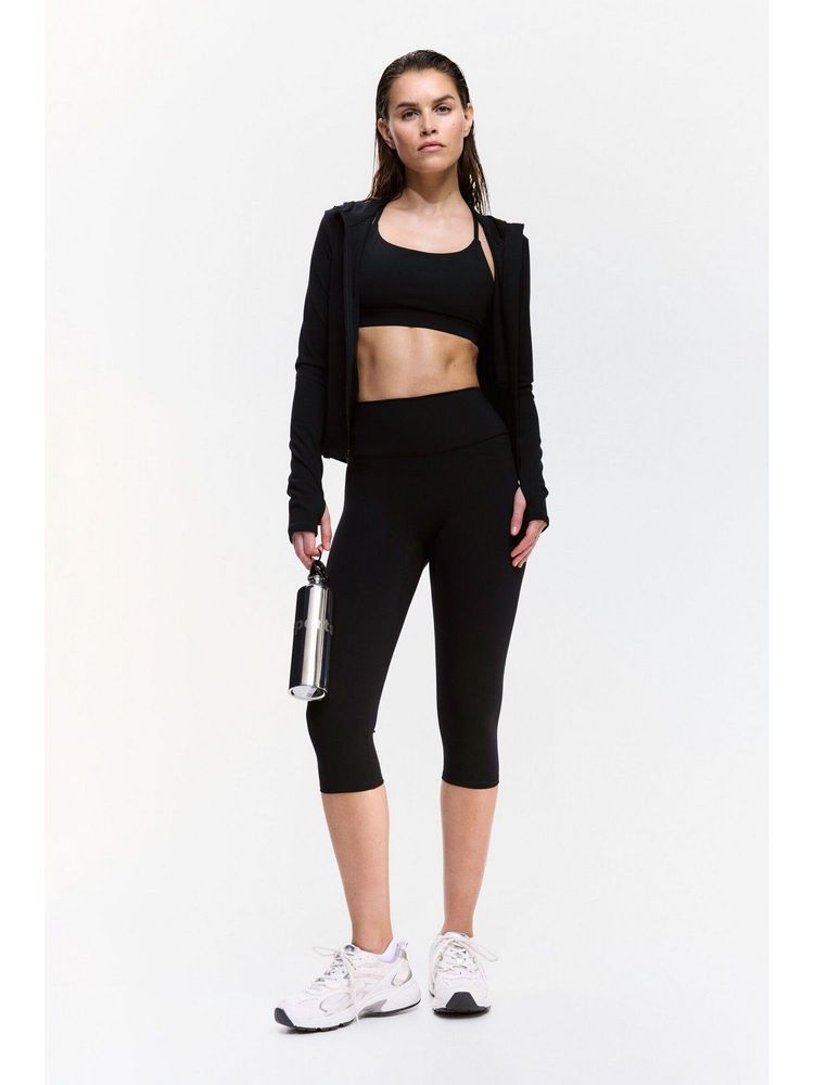 H&M MOVE Women Black Capri With Sculptmove-picture-12