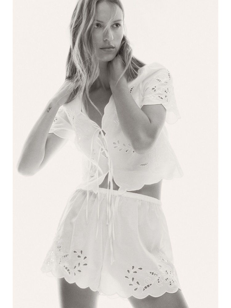 H&M Women White Broderie Anglaise Cotton Top With Shorts-picture-34