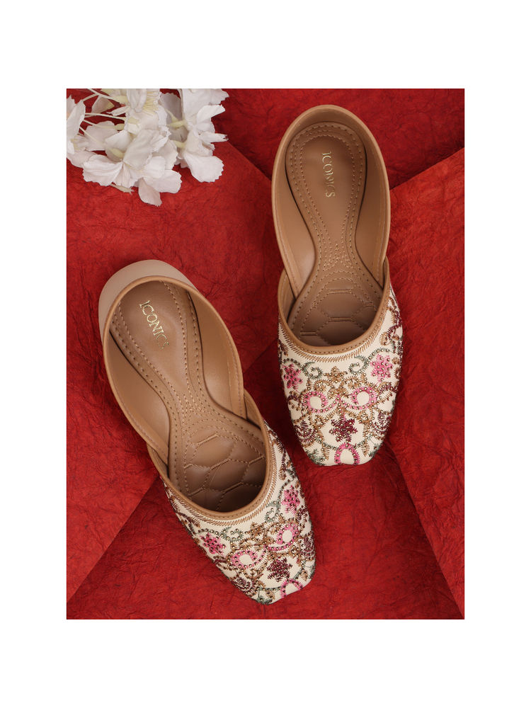 Iconics Women Cream Slip-On Square Toe Juttis