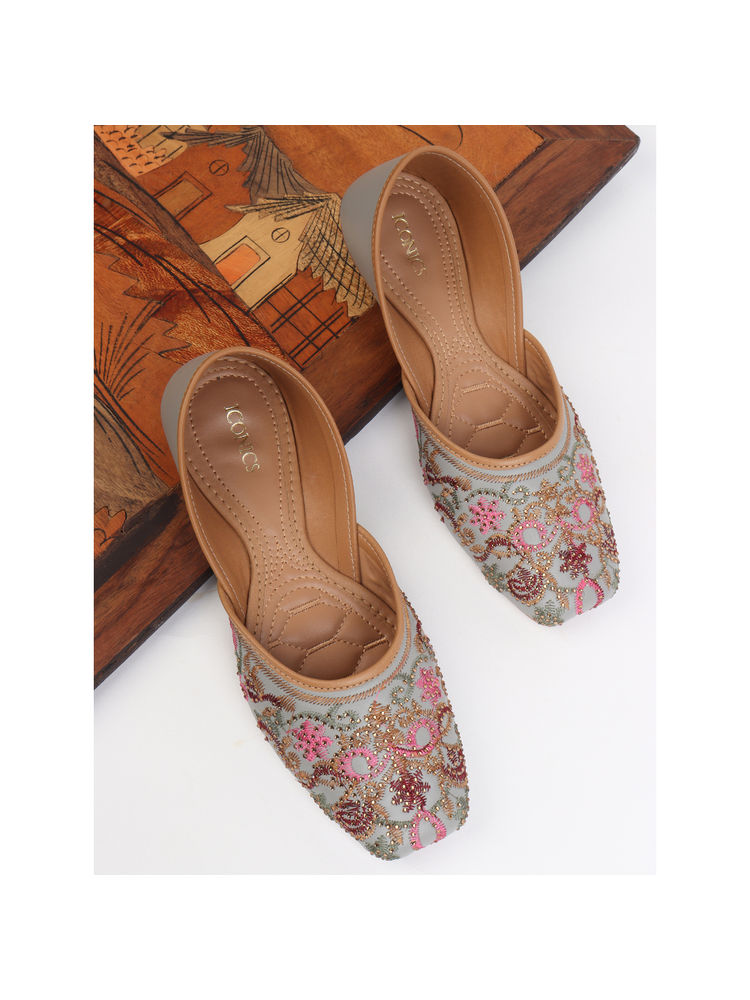 Iconics Women Grey Slip-On Square Toe Juttis-image-47