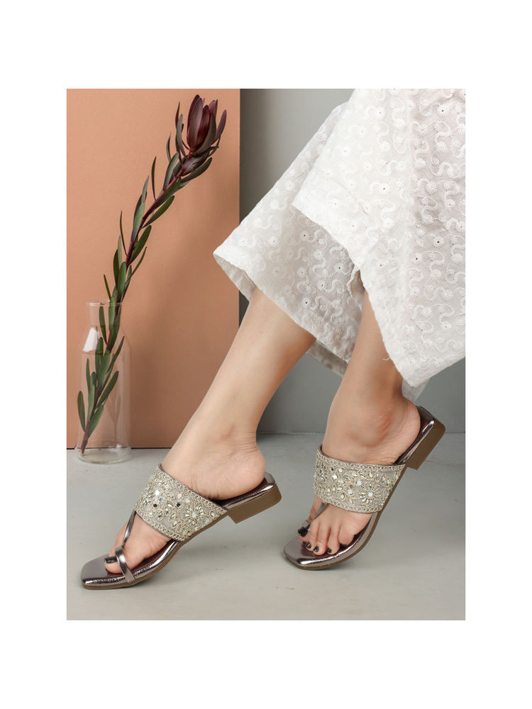 Iconics Women Gunmetal Slip-On Square Toe Kolhapuris-image-25