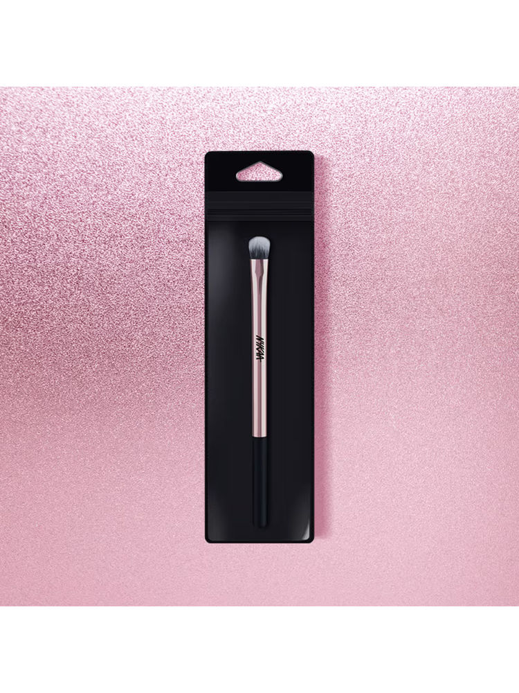 Nykaa Tools & Accessories BlendPro Eyeshadow Application Makeup Brush