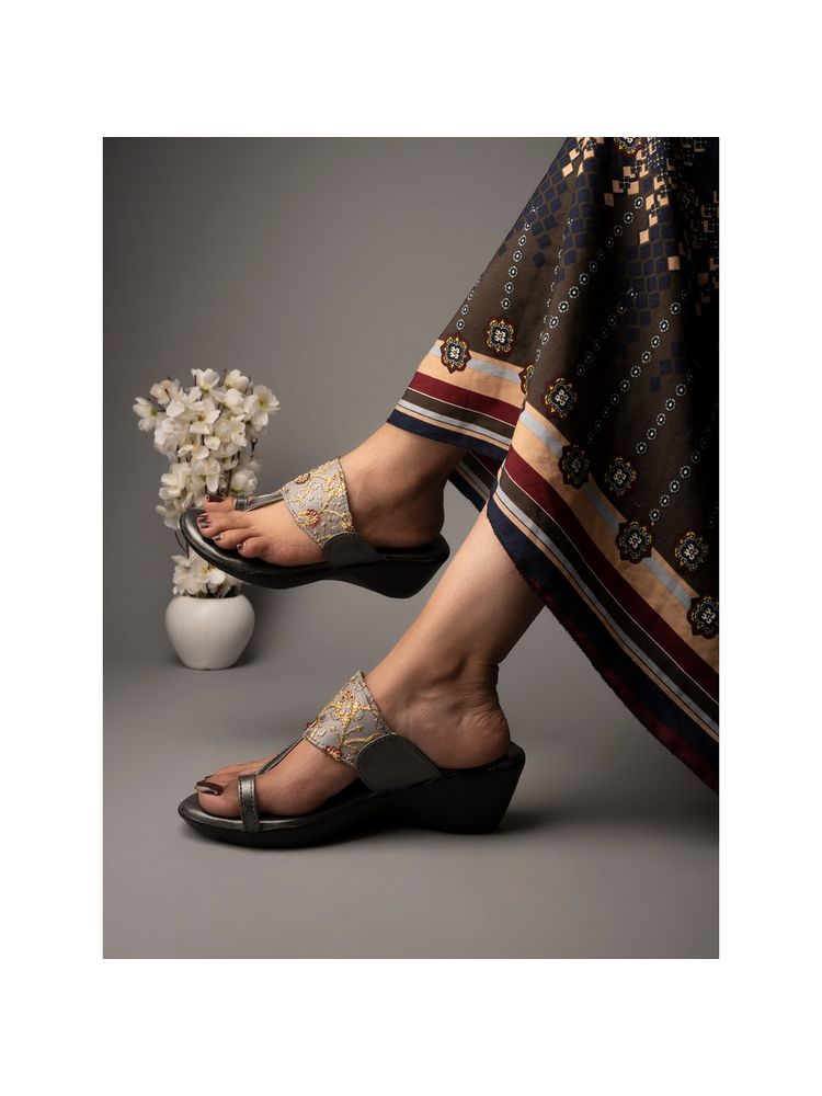 Shoetopia Women Grey Embellished Wedges