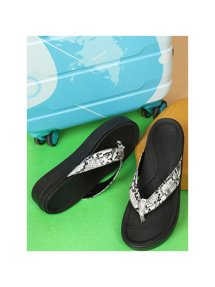 Carlton London Black Stylish Sandals-picture-19