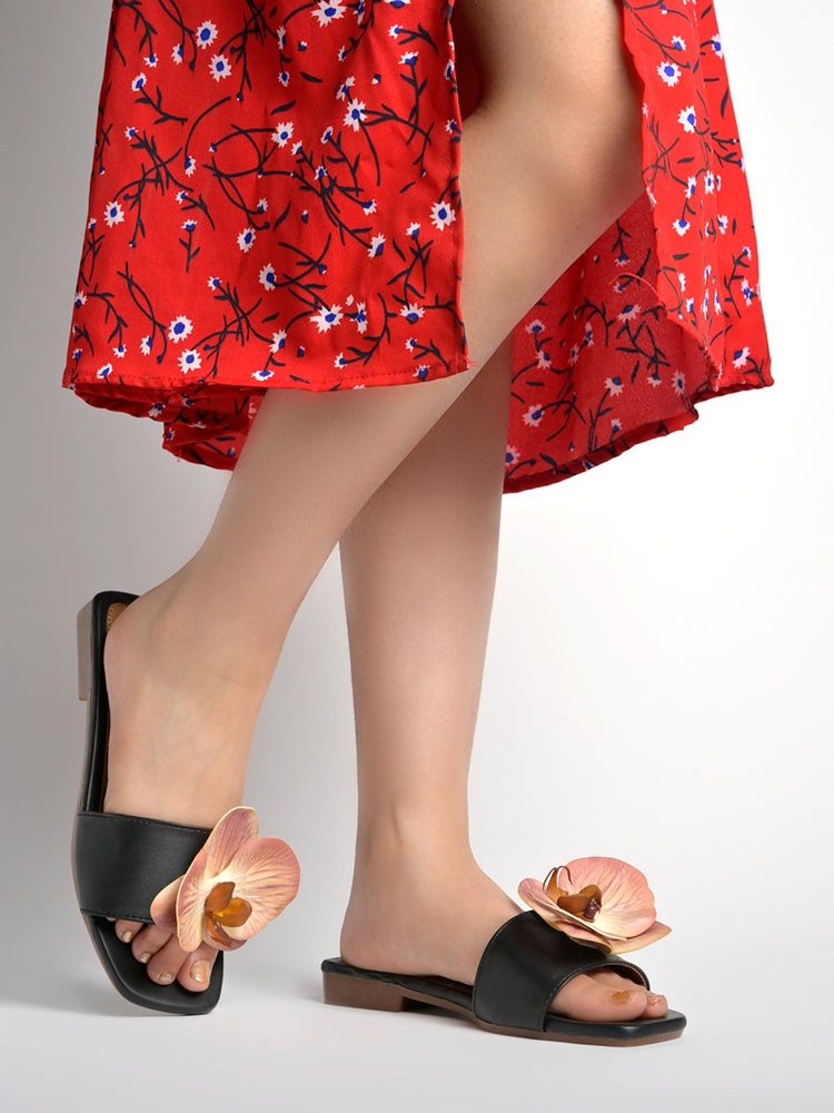Shoetopia Women Floral Accented Black Flats-picture-25