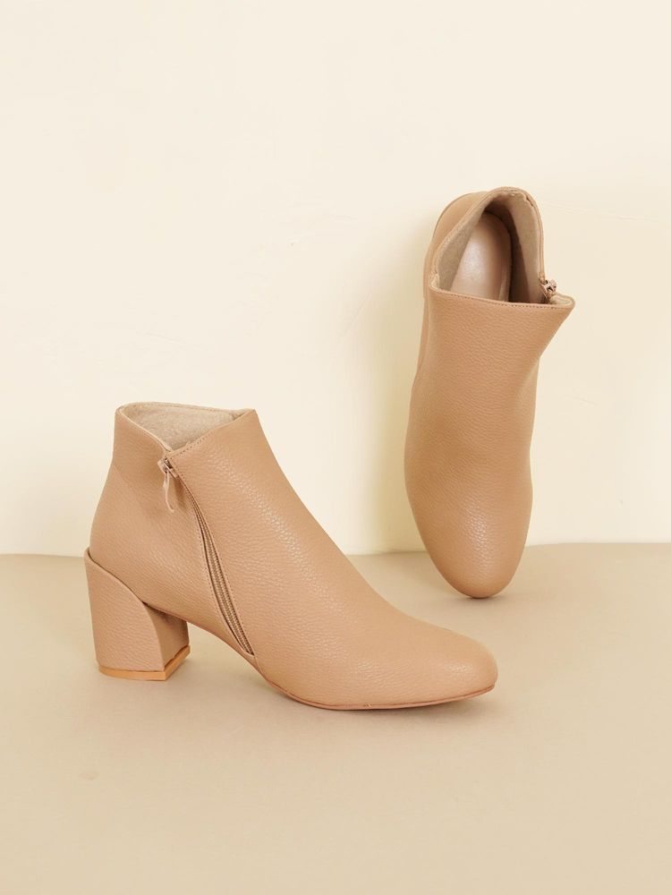 Sherrif Shoes Women Taupe Solid Casual Boots-picture-15