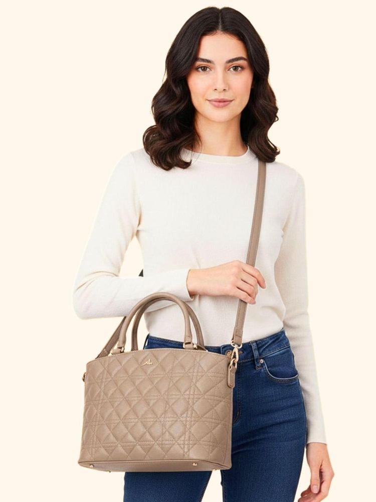 Yelloe Beige Quilted Handbag With Detachable Strap (M)-picture-18