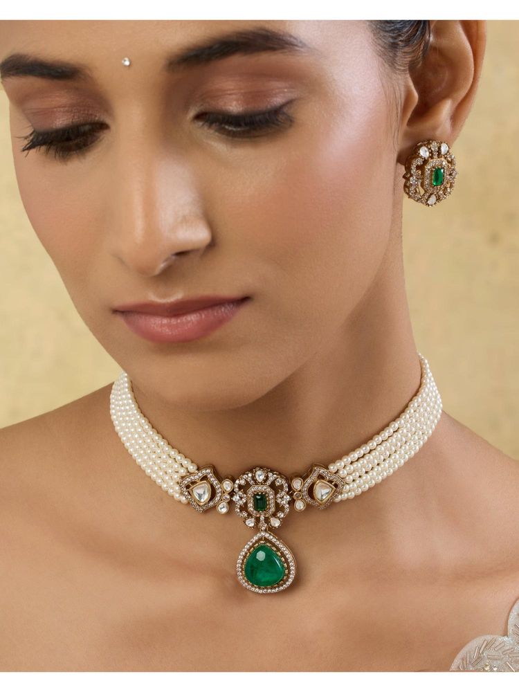 Indinoor Svarika Kundan Choker Necklace Set-picture-8