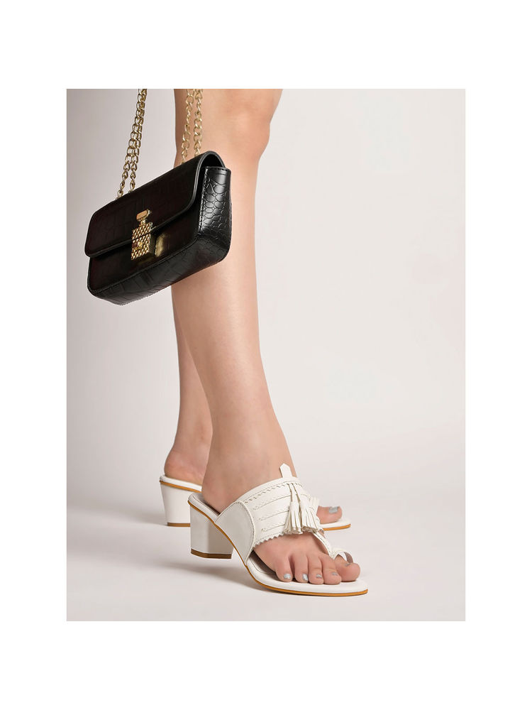 Shoetopia Classic Heeled White Kolhapuri-image-17