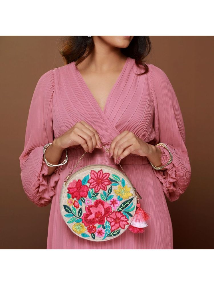Priyaasi Phooling A Round Beaded Cross Body Bag-picture-20