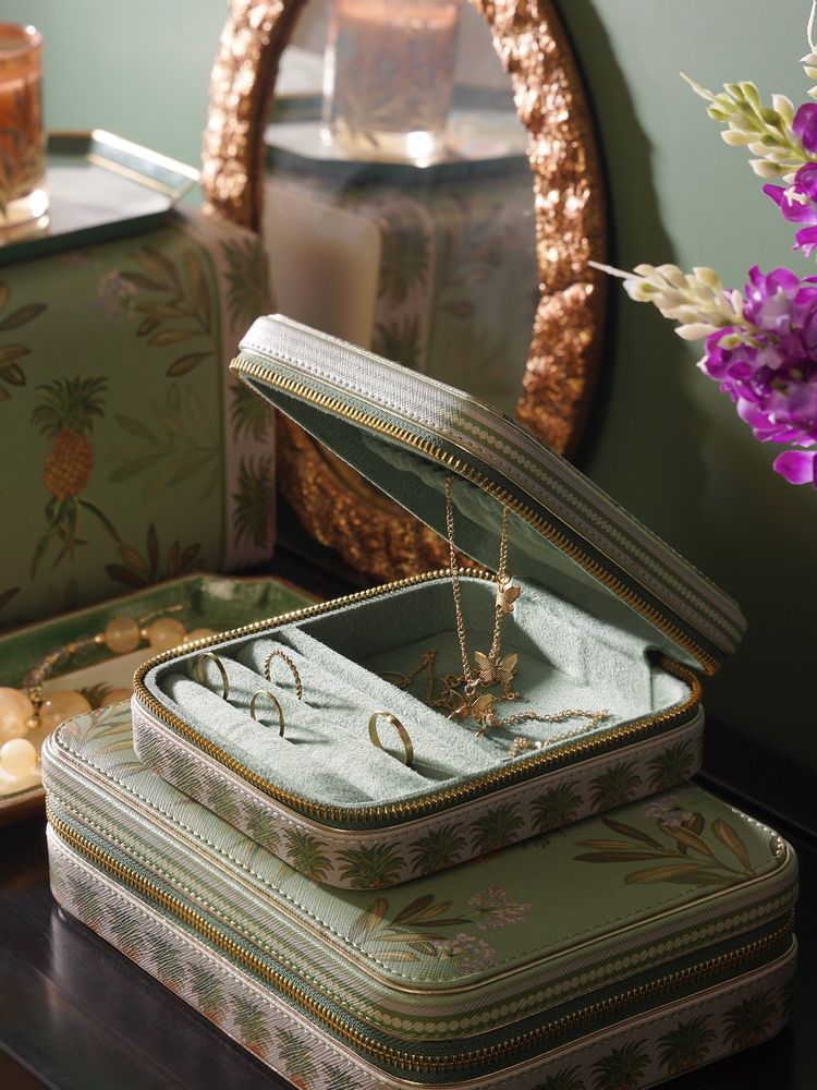 Pure Home + Living Green Pineapple Print Square Faux Leather Travel Jewellery Box-image-5