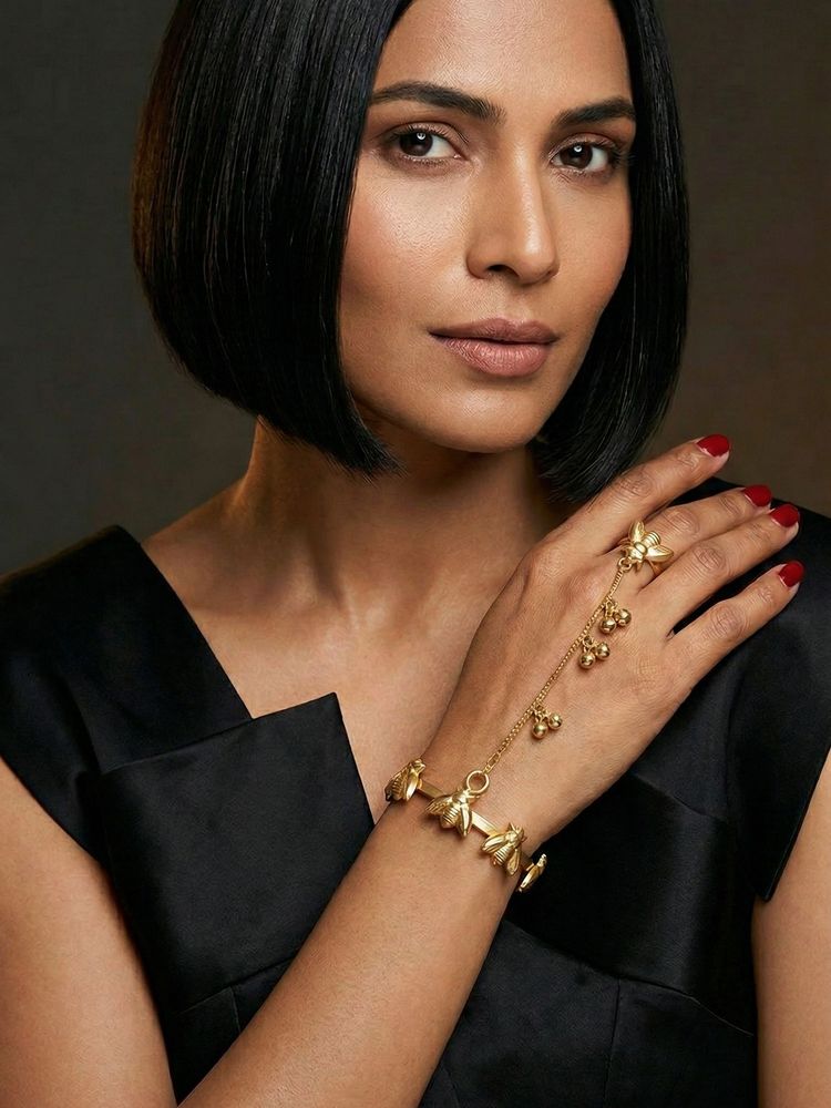 Niscka Gold Plated Butterfly Ghungroo Haathphool-image-4