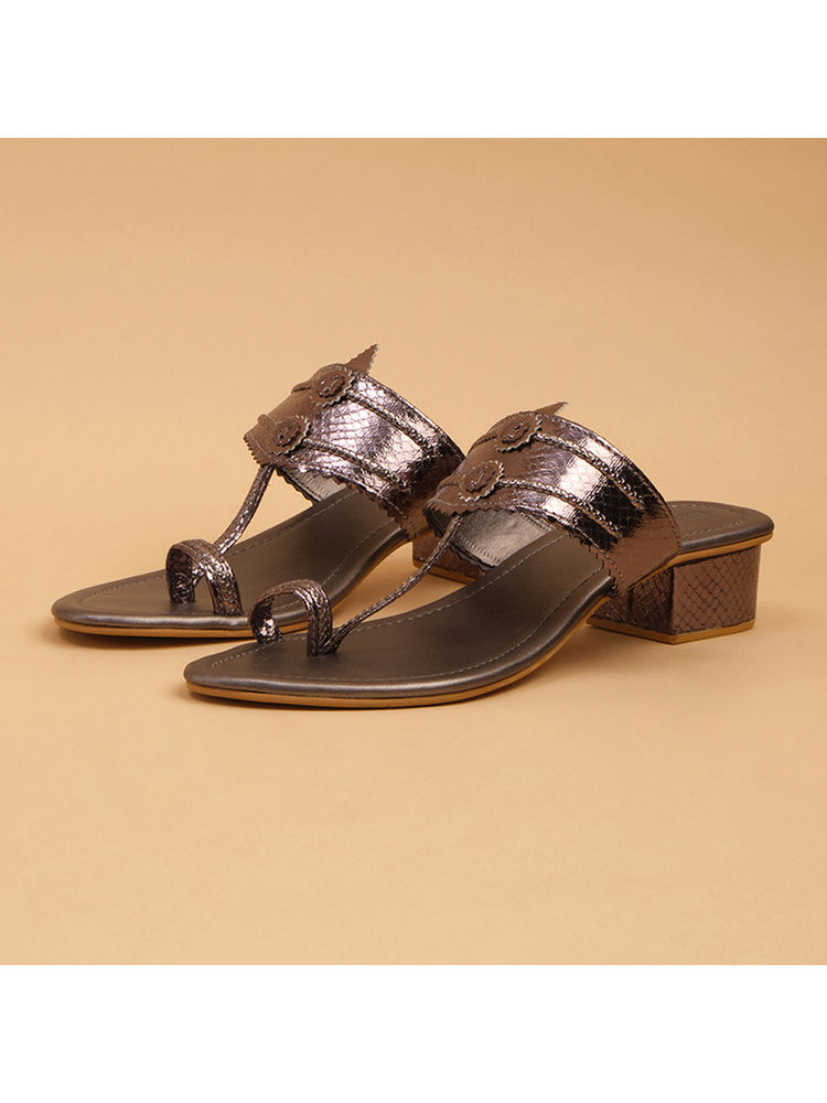 Eridani Solid Gunmetal Toran Kolhapuri Heels-image-7