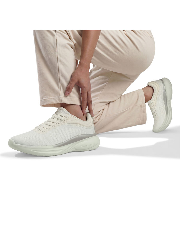 Neeman's Ivory Rapid Breeze Rally Sneakers for Women-image-13