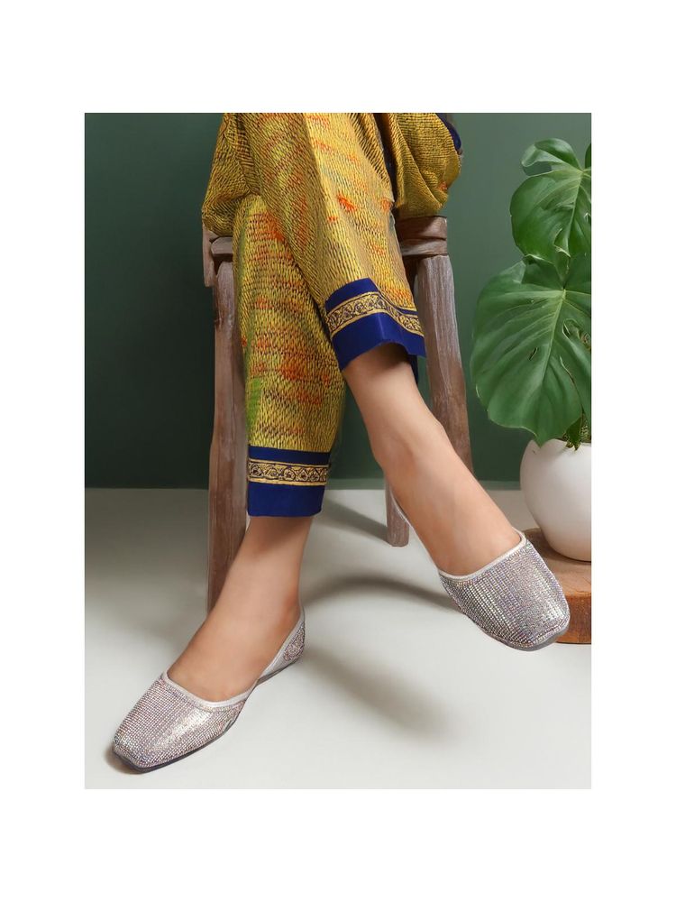 Iconics Women's Silver Shimmering Rhinestone Embellished Ethnic Juttis-picture-24