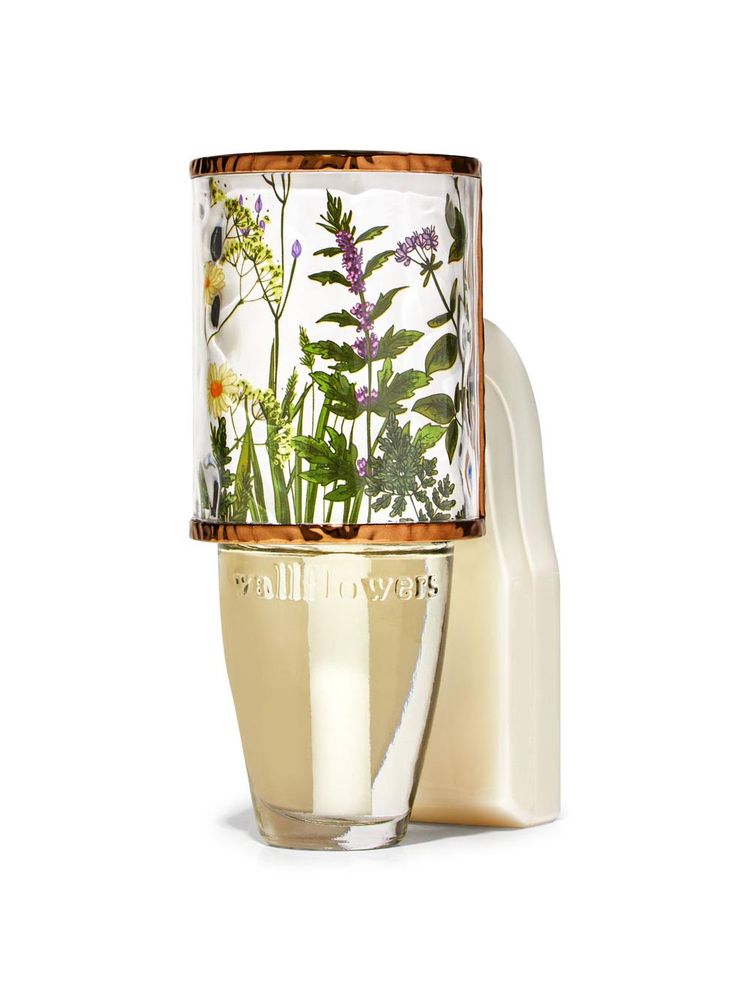 Bath & Body Works Pressed Floral Topper Nightlight Wallflowers Fragrance Plug