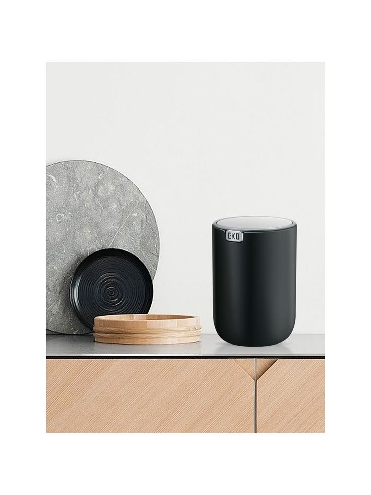 Stainless Steel Table Dustbin with Fingerprint resistant, 1.5 Litres, Black