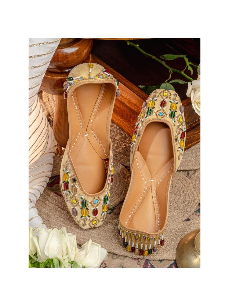 NR BY NIDHI RATHI Women Navratna Embellished Leather Ethnic Mojaris Gold-image-46