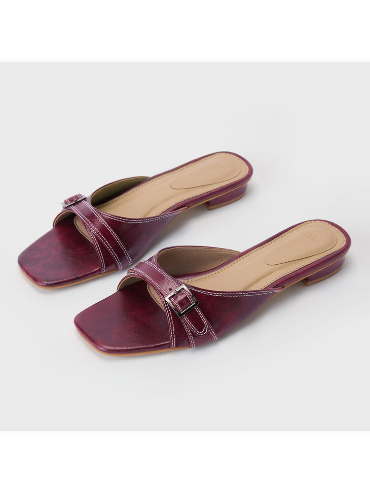 Twenty Dresses by Nykaa Fashion Maroon Square Toe Belt Detail Sandal For Women-image-2