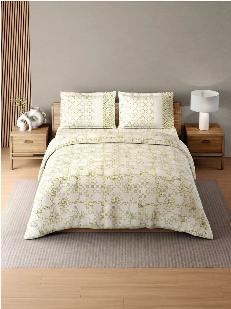 SPACES Zera Hygro 233TC Percale Weave Geometric Bedsheet & Quilt With 2 Pillow Covers Yellow Double-image-16