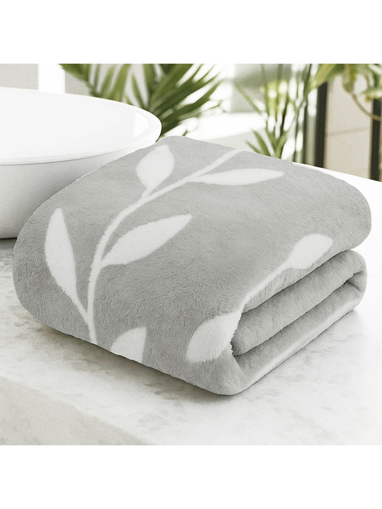 Story@Home 500 GSM Microfiber Bath Towel, White & Grey, Leaves-image-33