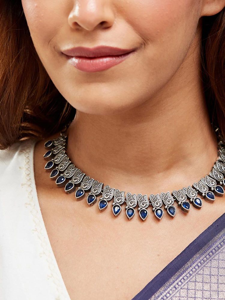 Fabindia Women Blue Stone Metal Short Necklace-image-2