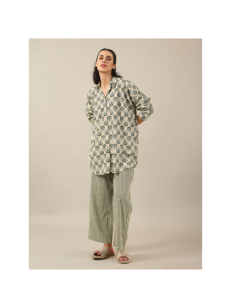 SANSKRUTIHOMES Green Color Printed Women Pure Cotton Shirt & Pyjama Night Suit (Set of 2)-image-4