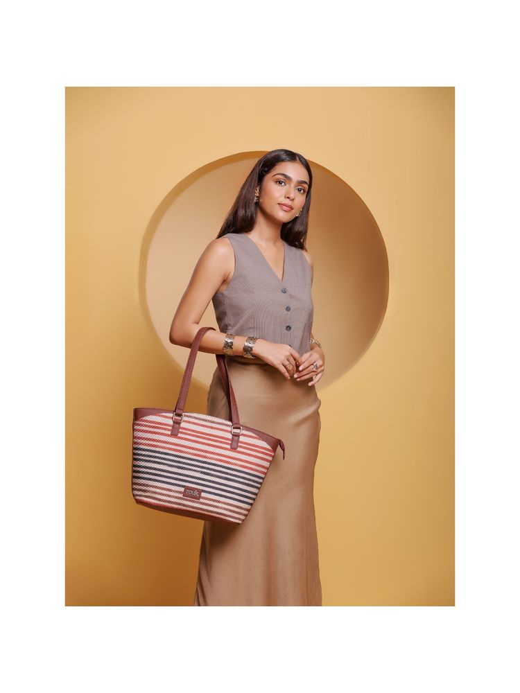 Zouk Qutub Stripes Classic Travel Tote Bag-image-33