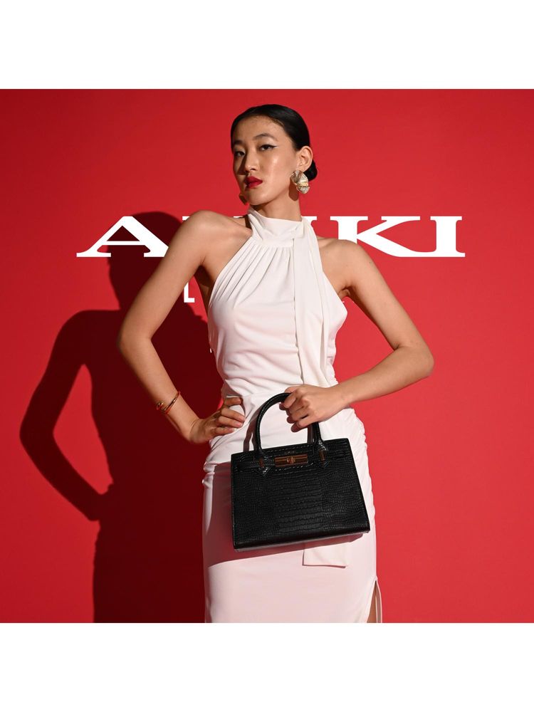 Akiki London Kensington Satchel Bag With Detachable Strap - Black (M)-image-44