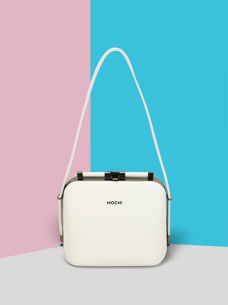 Mochi Women White Solid Shoulder Bag-picture-11