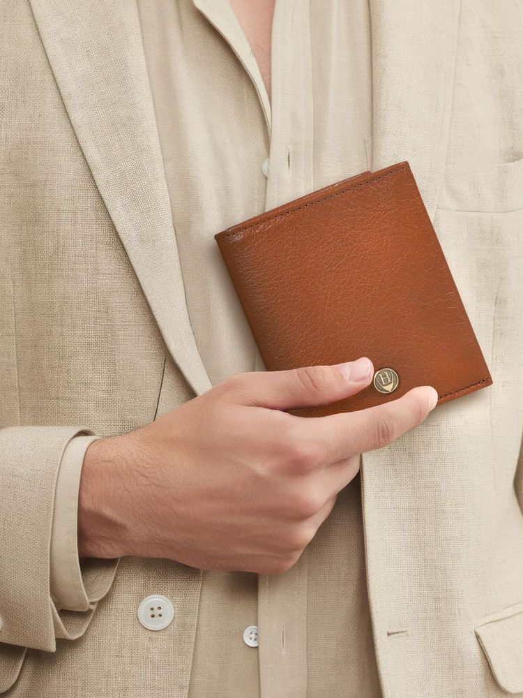 Hidesign OKAVANGO W1 Genuine Leather Men Tan Bi-Fold Wallet (S)-picture-10