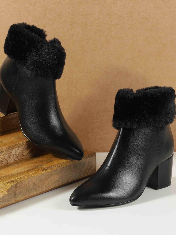 Metro Women Black Casual Boots-image-4