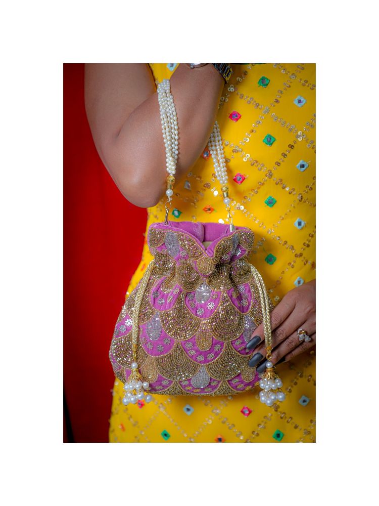 SWISNI Beautiful Embellishment Lavender Embroidered Potli (S)-image-29