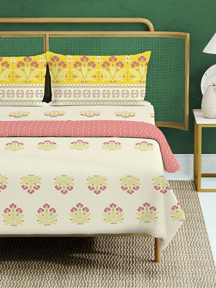 Urban Space Dusty Yellow Cotton Dohar & Bedsheet with 2 Pillow Covers (Queen)-image-0