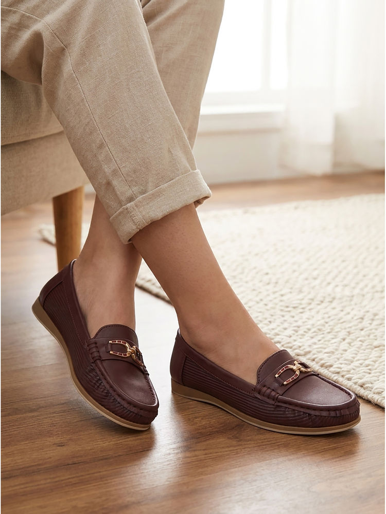 Carlton London Textured Slip-On Loafers With Metallic Chain Link-picture-23