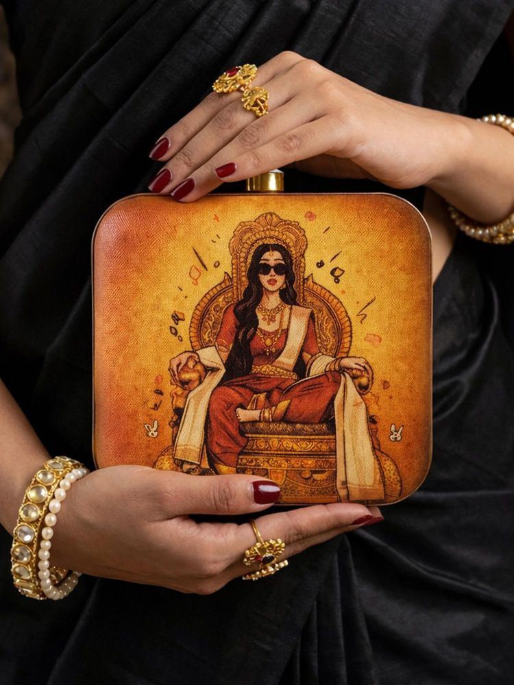 ARTKLIM The Modern Goddess Reimagined Printed Clutch Bag with Detachable Strap-picture-39