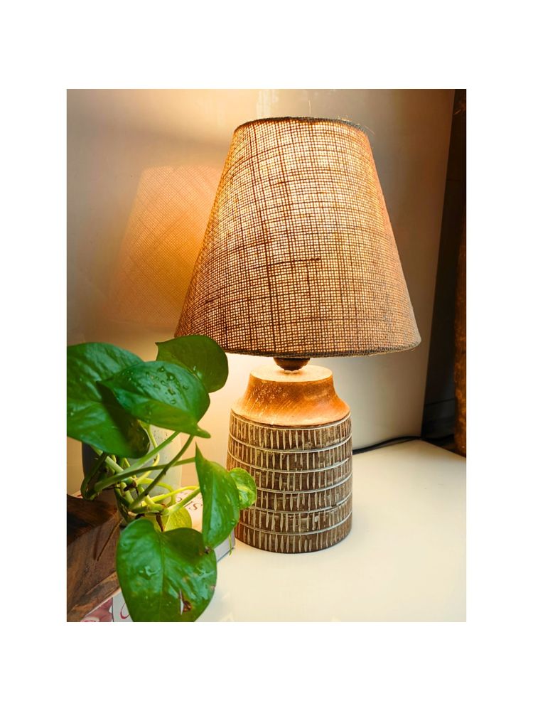 Akira Furnishings Whitewashed Mango Wood Lamp with Jute Shade-image-1