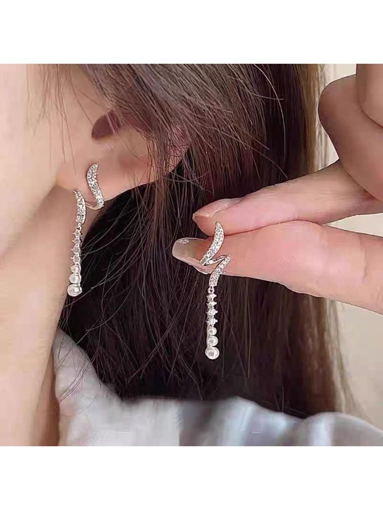 ESTAILO FASHION White Silver Glimmer Droplet Earrings-image-2